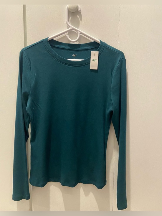 dip Tops - Dip Long-Sleeve Crewneck Top - NWT